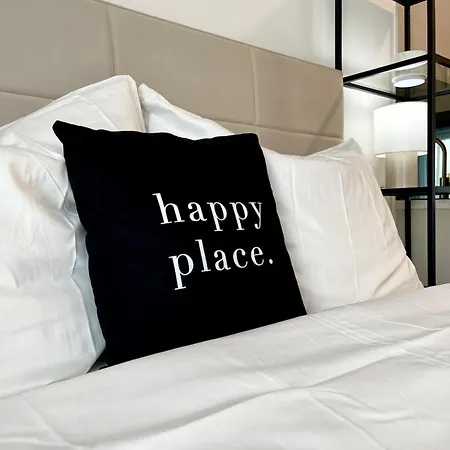 Brand New Minimalist Flat, Free Parking & Wifi ブラチスラヴァ